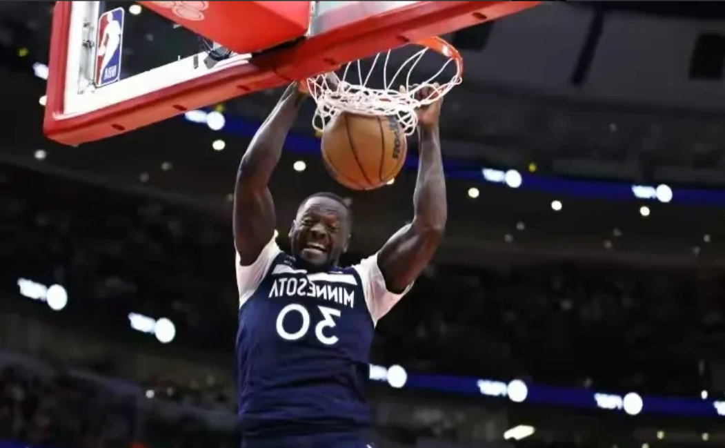 关于鹈鹕队队员朱利叶斯兰德尔因伤休战一周的信息